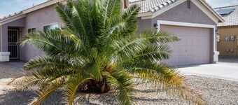 Chic Arizona Villa W/Pool, Hot Tub and King Bed