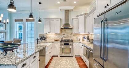 Family Friendly! Luxury Seacrest Beach Home! Ocean Views & Overlooking 30A!