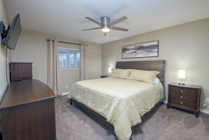 3 chambres, fer et planche à repasser, Wi-Fi gratuit, draps fournis