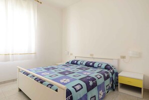 2 bedrooms, WiFi - Holiday apartment with terrace (Lignano)