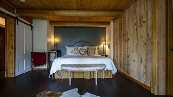 3 chambres, fer et planche à repasser, lit parapluie, Wi-Fi gratuit