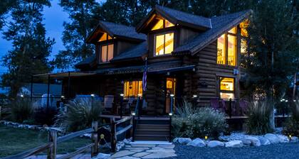 Charming Log Cabin Family-friendly Home Walking Distance to Town STR-045