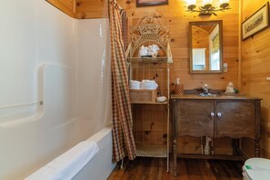 Badewanne, Haartrockner