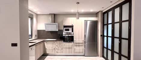 Fridge, microwave, oven, dishwasher