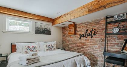 The Hideaway Suite: Sauna & Lux Amenities