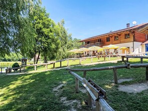 Esterni