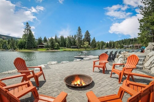 Luxury Family Waterfront Home | Dock + SUP/Kayak