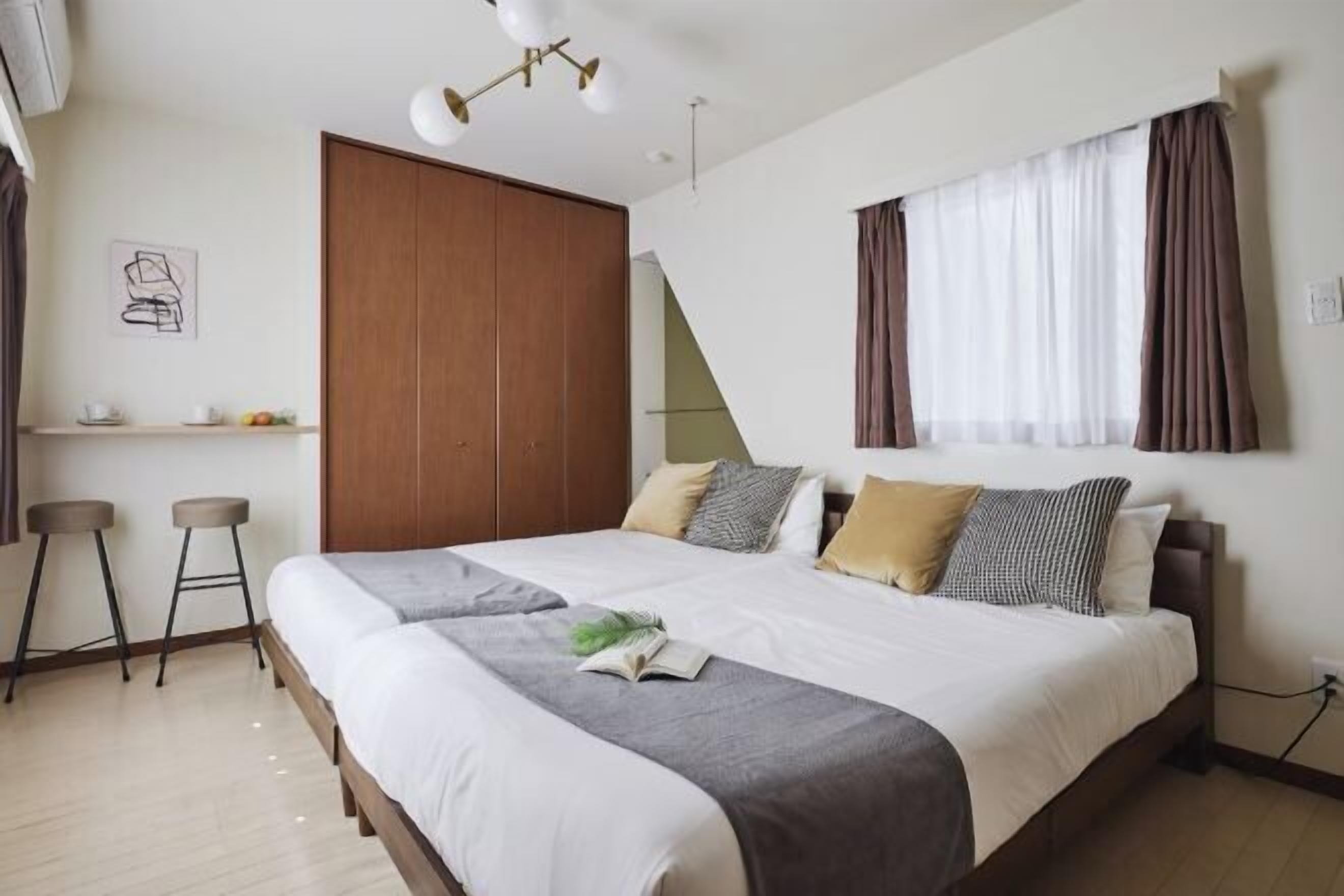 Iron/ironing board, free WiFi