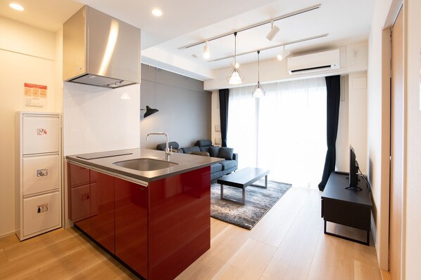 1 غرفة نوم ومكواة/لوح كي وواي فاي مجانًا