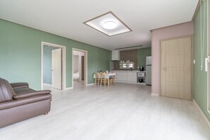 Basic-Zimmer, 2 Schlafzimmer (Goldbang) | 1 Schlafzimmer, kostenloses WLAN