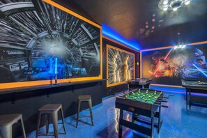 Spielezimmer
