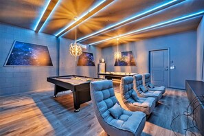 Games room - Your Beautiful 5 Star Villa Minutes from Disney on the Prestigious Windsor Island Resort (Orlando)