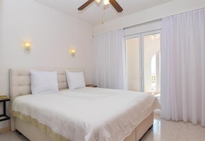 5 chambres, fer et planche à repasser, Wi-Fi gratuit, draps fournis