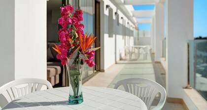 Appartement Atico Albamar avec vue sur les montagnes, Wi-Fi, balcon et terrasse