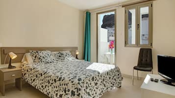 3 camere, ferro/asse da stiro, Wi-Fi gratuito, lenzuola