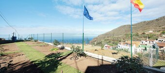 Appartement La Casita Canaria met zee- en bergzicht, terras en BBQ