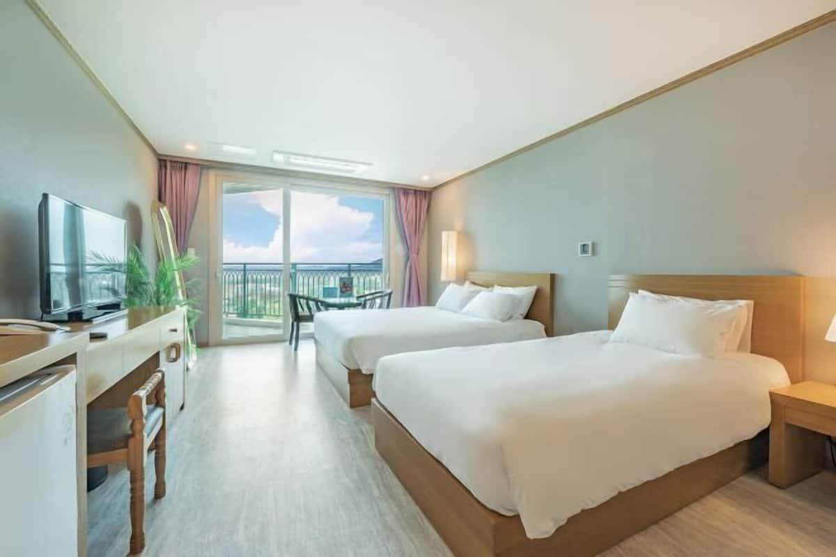 2 bedrooms, free WiFi
