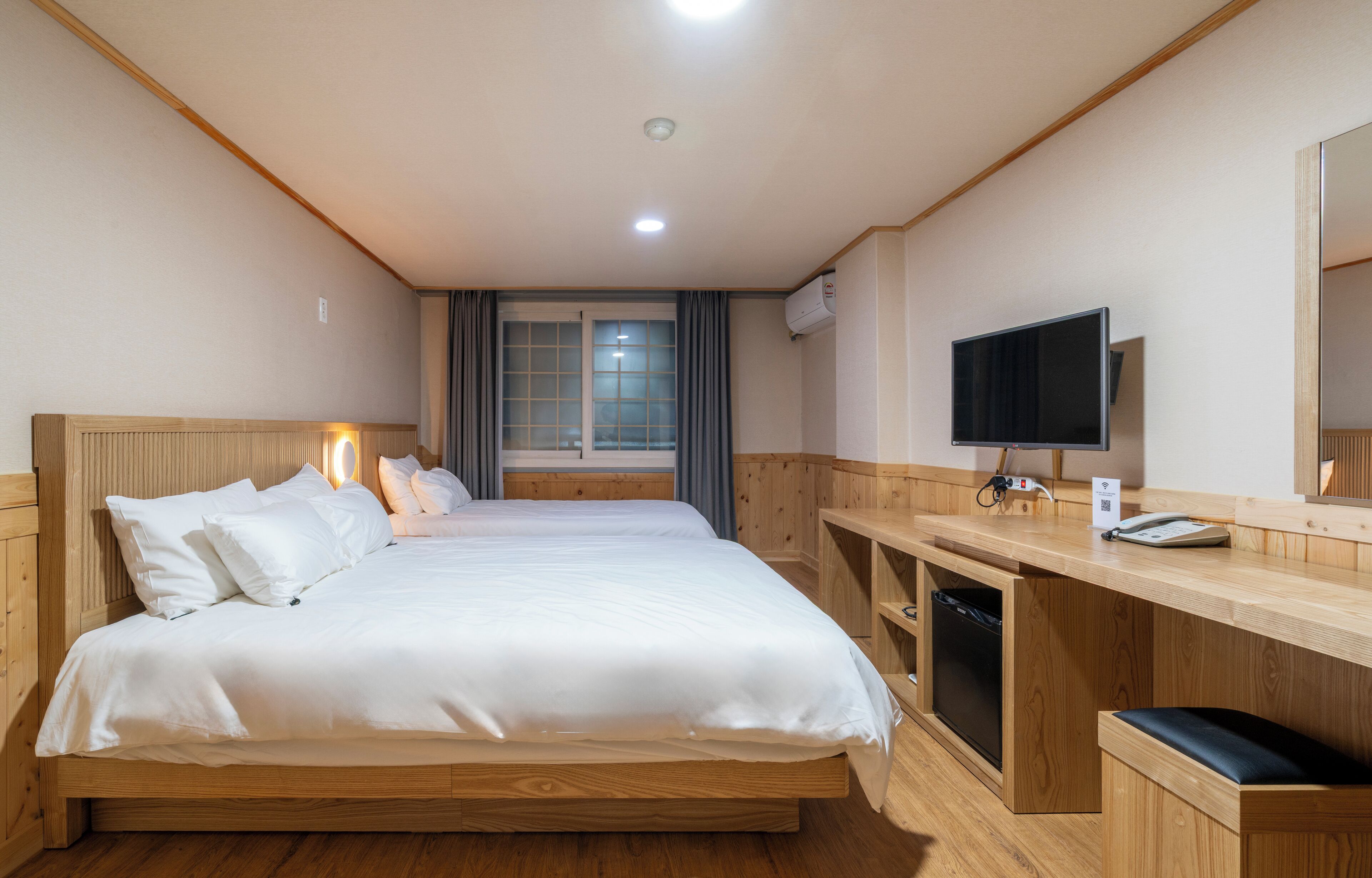 트리플룸 | 무료 WiFi, 침대 시트