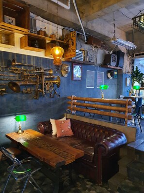 Bar (en el alojamiento)