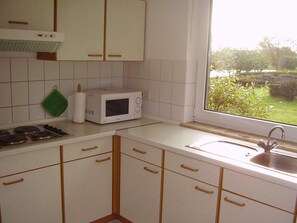Kühlschrank, Mikrowelle
