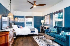 1 chambre, lit avec matelas en mousse à mémoire, accès au Wi-Fi (inclus)