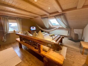 2 bedrooms, iron/ironing board, free WiFi, bed sheets - Vacation apartment on the Danube - NaturPur - with PanoramaSauna Donaugarten (optional) (Donauwörth)