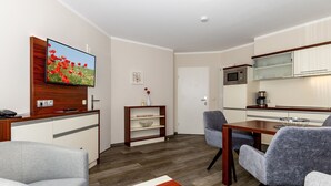 Unclassified image, 2 of 19, button - FW 15, apartments on the beach - max. 4 persons - FeWo Am Strand / (Kühlungsborn)