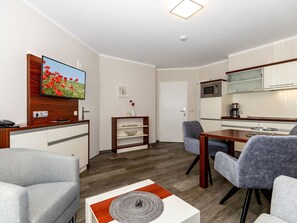 Dining - FW 15, apartments on the beach - max. 4 persons - FeWo Am Strand / (Kühlungsborn)