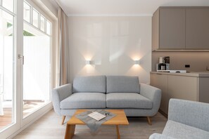 Imagen sin descripción, 4 de 16, botón