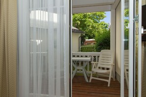 Unclassified image, 3 of 14, button