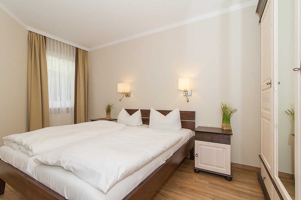 2 bedrooms, in-room safe, WiFi, bed sheets