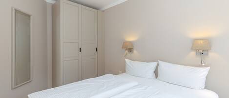 2 chambres, coffres-forts dans les chambres, Wi-Fi, draps fournis
