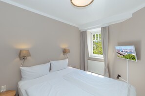 2 chambres, coffre-fort, Wi-Fi, literie fournie