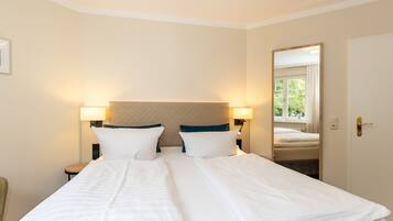 2 bedrooms, in-room safe, WiFi, bed sheets