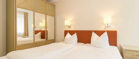 2 Schlafzimmer, Zimmersafe, WLAN, Bettwäsche