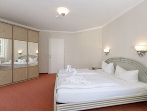 3 chambres, coffre-fort, Wi-Fi, literie fournie