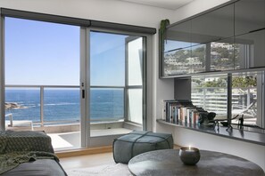 Apartment (2 Bedrooms) | Interior - Seacliffe 502 (Cape Town)
