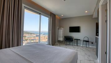 Superior Studio, Private Bathroom, Sea View | Premium bedding, minibar, soundproofing, iron/ironing board