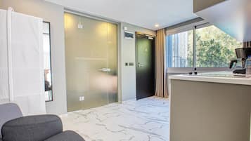 Superior Suite, Private Bathroom | Private kitchen | Mini-fridge