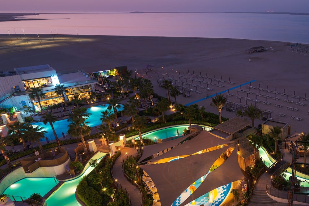 Centara Mirage Beach Resort Dubai
