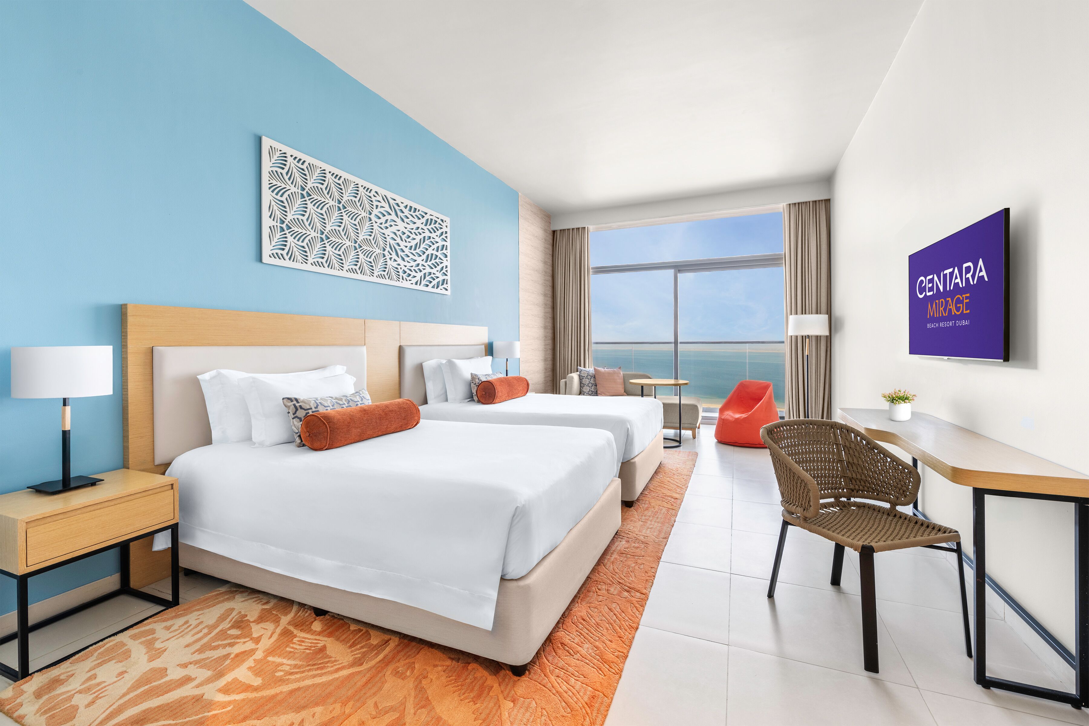 Premium bedding, minibar, in-room safe, iron/ironing board