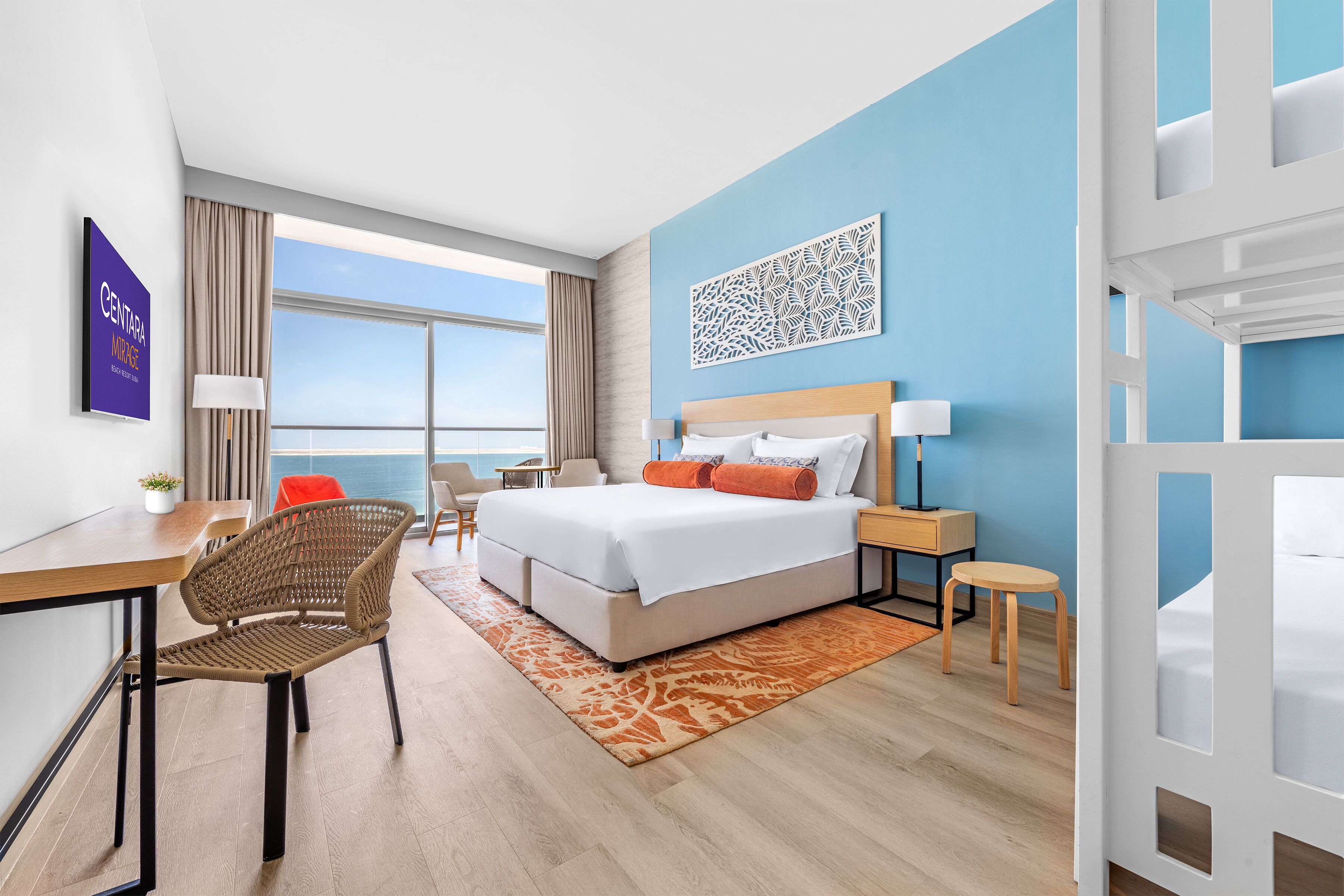 Premium bedding, minibar, in-room safe, iron/ironing board