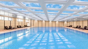 Indendørs pool