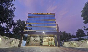 Exterior - Treebo Golden Terminal, Kochi Airport (Aluva)