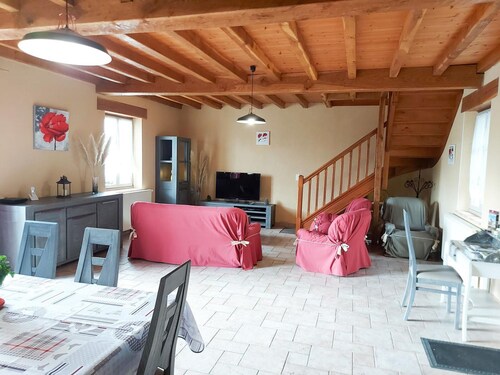 Charming house in Monpazier with Wifi and private parking