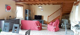 Charming house in Monpazier with Wifi and private parking