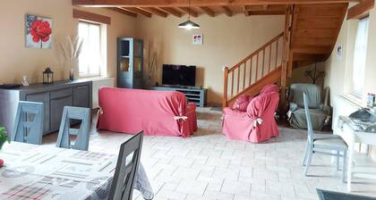 Charming house in Monpazier with Wifi and private parking