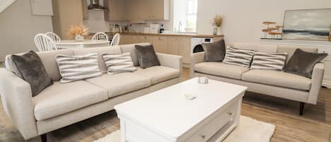 Cottage | Living room