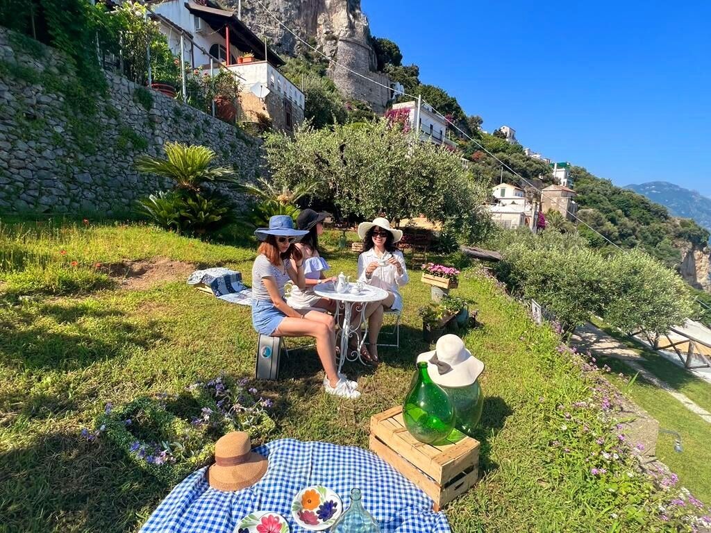 تناول الطعام بالخارج