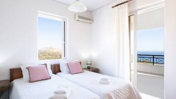 5 bedrooms, iron/ironing board, travel cot, free WiFi